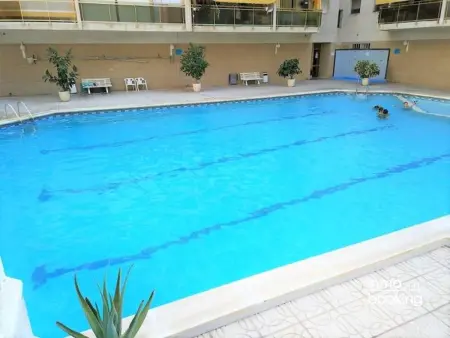 Location appartement à Salou, Duplex au Centre de Salou avec Piscine, Proche Plage et Commodités