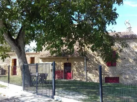 Location gite à Montferrand du Périgord, Maison Périgourdine au calme avec grand terrain, proche de Belvès et Monpazier