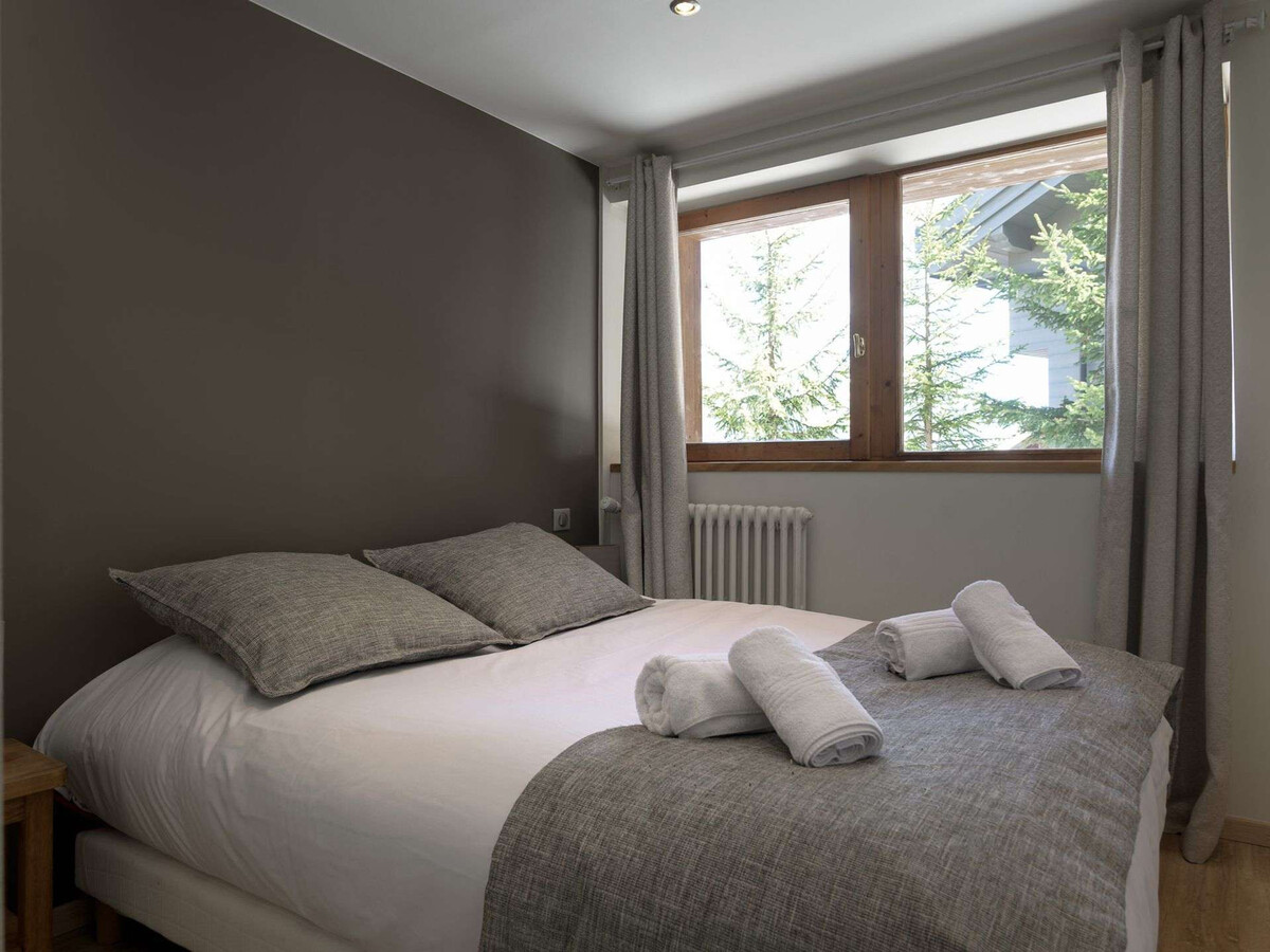 Appartement rénové 50m² à Courchevel 1850 - Vue station - Photo 2