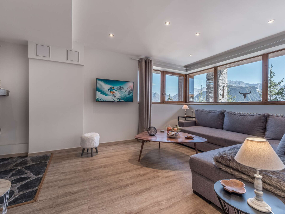 Appartement rénové 50m² à Courchevel 1850 - Vue station - Photo 9