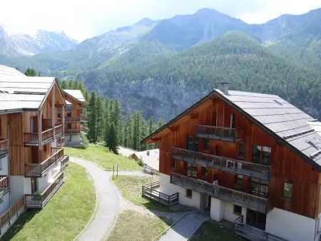 Duplex 7 pers avec piscine, balcon et box à skis - Photo 13