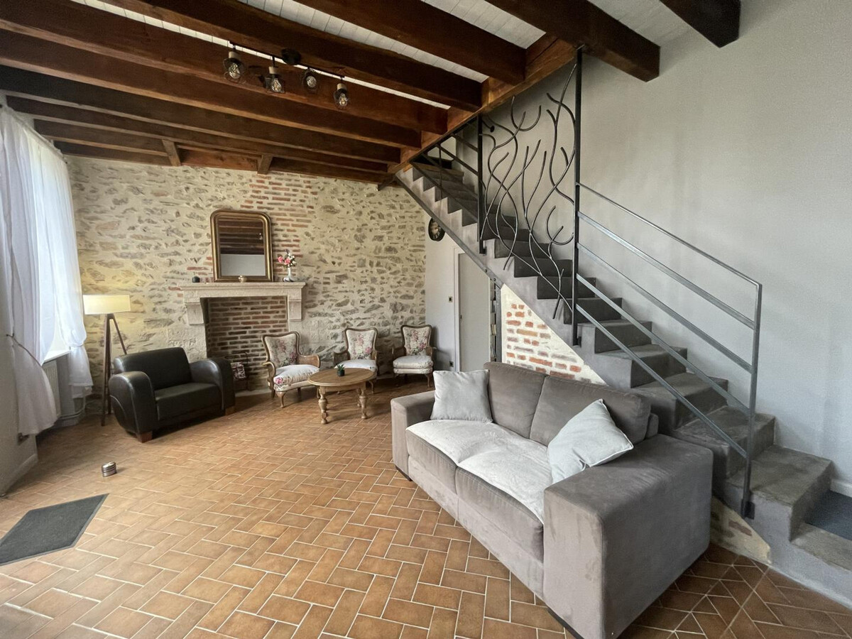 Gîte de caractère avec vue sur château à Vernusse - Photo 13