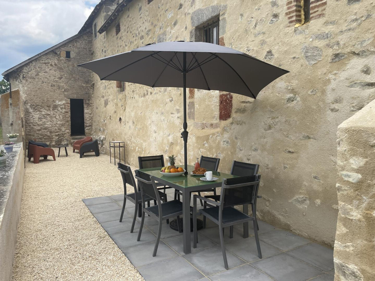 Gîte de caractère avec vue sur château à Vernusse - Photo 28