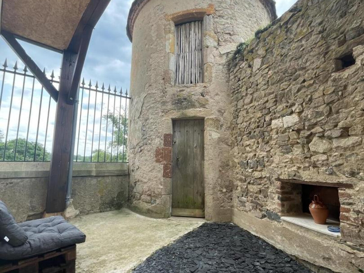 Gîte de caractère avec vue sur château à Vernusse - Photo 30