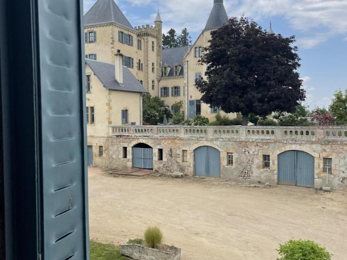 Gîte de caractère avec vue sur château à Vernusse - Photo 31