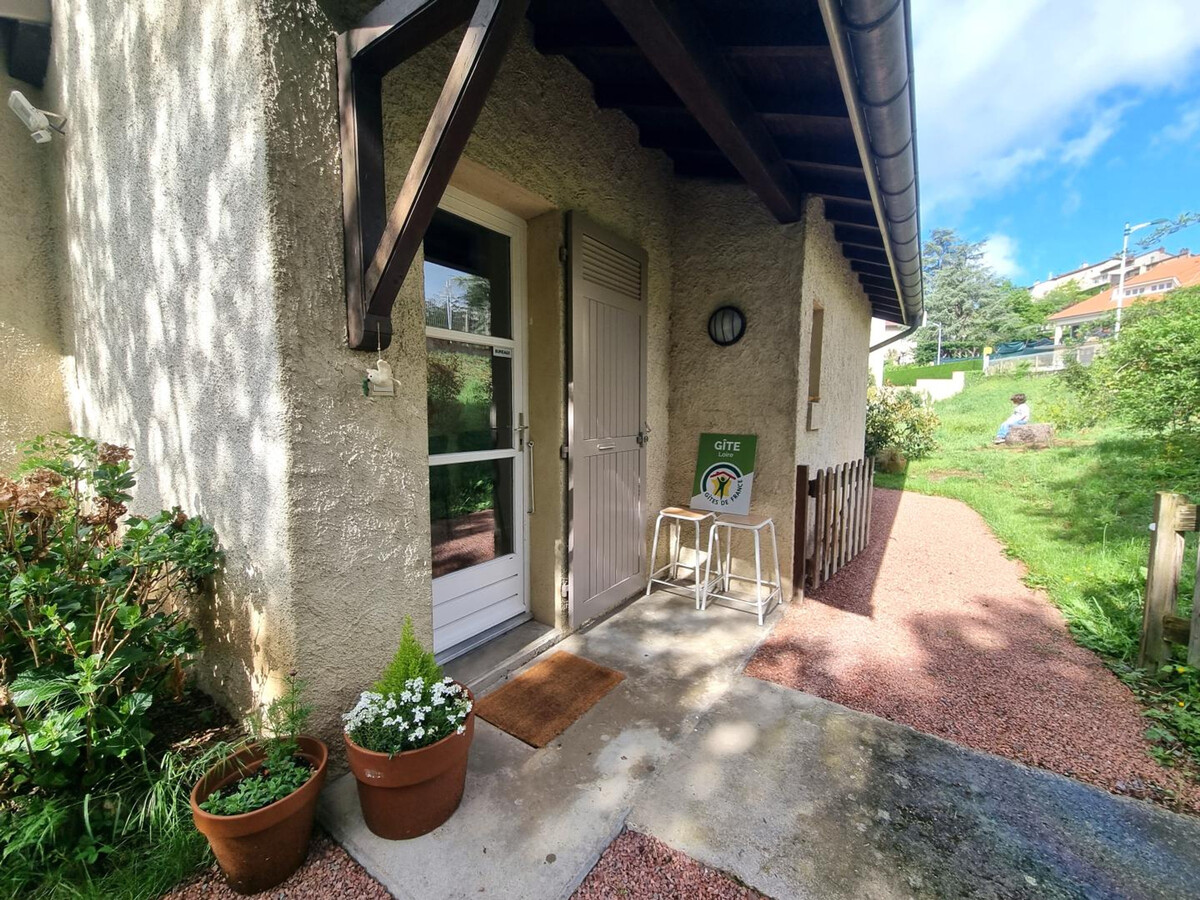 La Petite Bulle : Gîte 2 pers. avec terrasse à Saint-Galmier - Photo 15