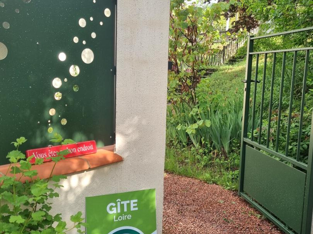 La Petite Bulle : Gîte 2 pers. avec terrasse à Saint-Galmier - Photo 16