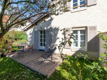 Location gite à Saint Galmier, La Petite Bulle : Gîte Confortable et Moderne à Saint-Galmier