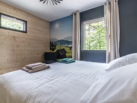 Lodge 8 pers. au Chambon-sur-Lignon : spa privé et piscine : photo 9