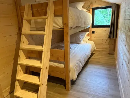 Lodge 12 pers. avec bain à remous et spa au Chambon-sur-Lignon : photo 20