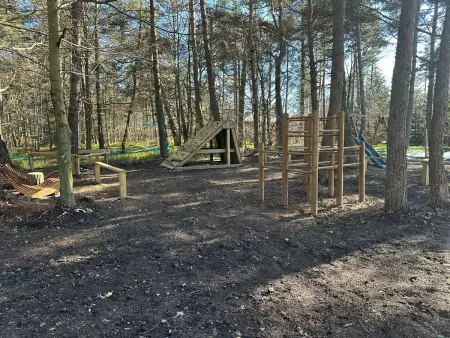 Lodge 12 pers. avec bain à remous et spa au Chambon-sur-Lignon : photo 34