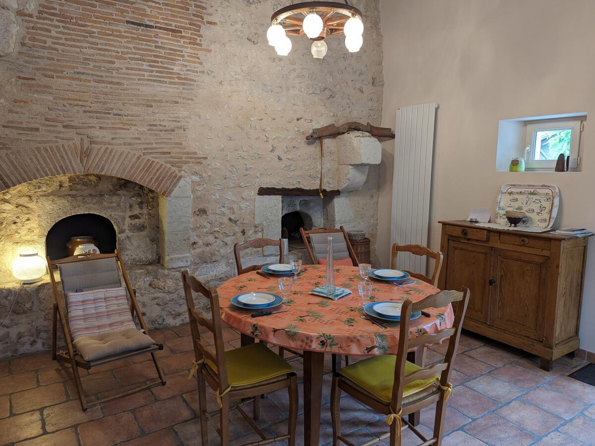 Gîte en pigeonnier XVIIe siècle, 4 pers., jardin 2000 m² - Photo 12
