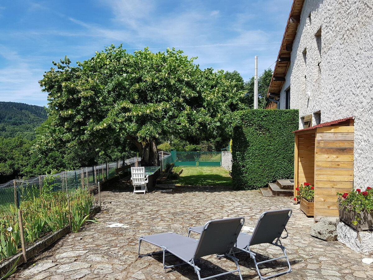 Le Prunier – Gîte 6 pers, Montagne Bourbonnaise - Photo 2