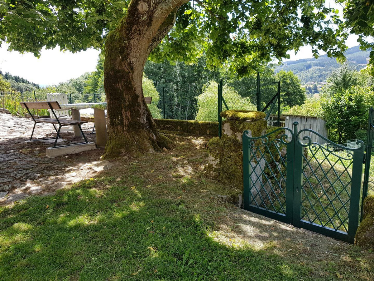Le Prunier – Gîte 6 pers, Montagne Bourbonnaise - Photo 4