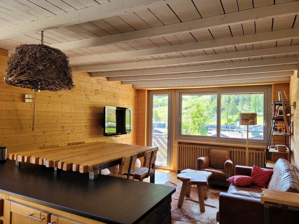 Appartement rénové 52m², balcon vue montagne à Pra-Loup - Photo 2