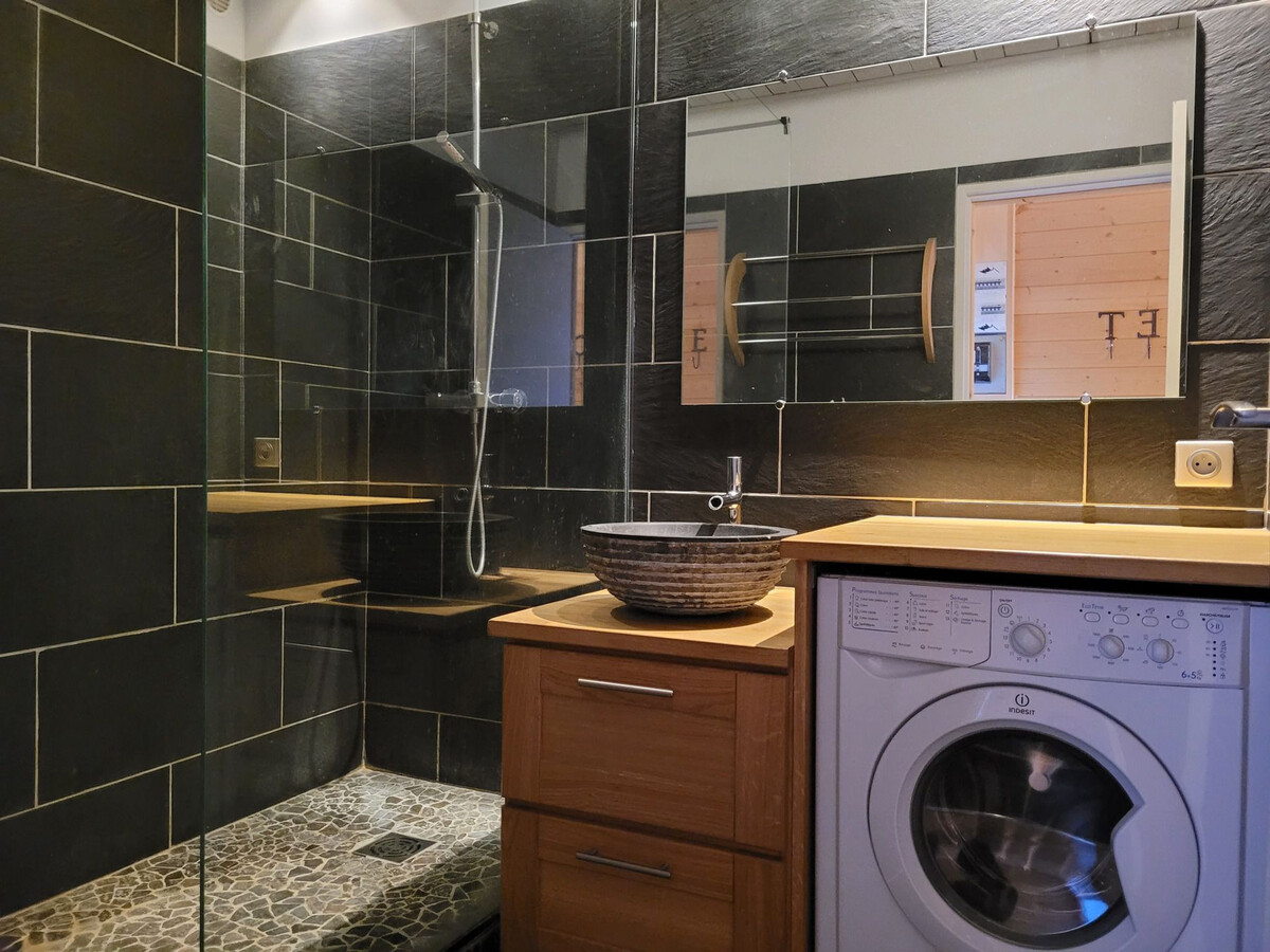 Appartement rénové 52m², balcon vue montagne à Pra-Loup - Photo 5