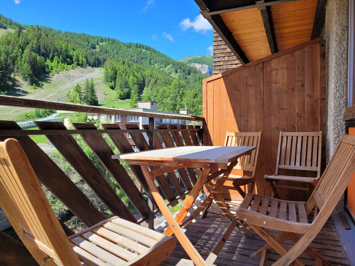Appartement rénové 52m², balcon vue montagne à Pra-Loup - Photo 6