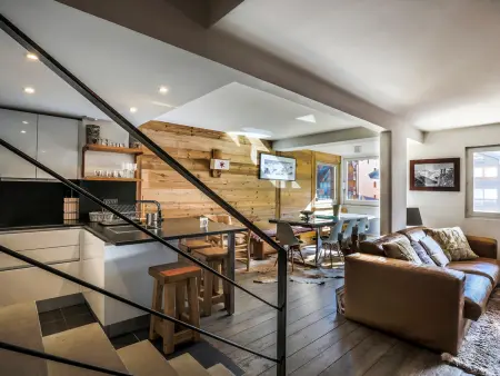 Duplex 5 pièces avec cheminée au centre de Val-d'Isère, 8 pers. : photo 4