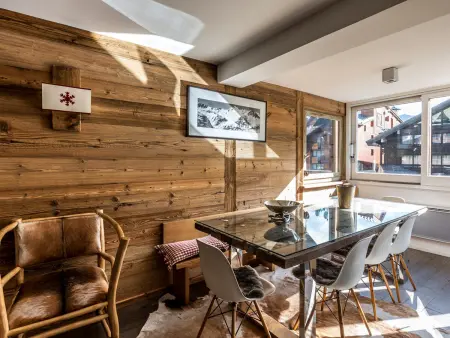 Duplex 5 pièces avec cheminée au centre de Val-d'Isère, 8 pers. : photo 6