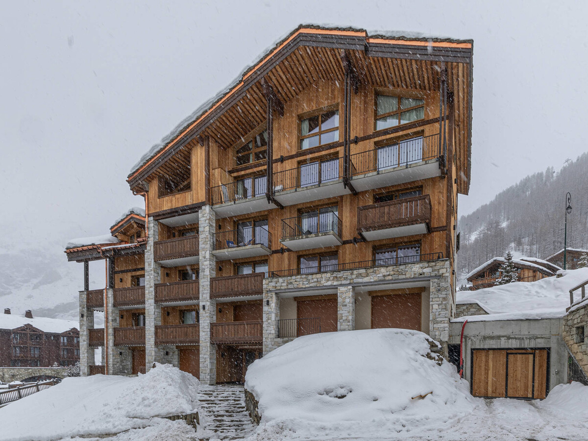 Appartement duplex 5 pièces skis aux pieds, cheminée et balcon Sud-Ouest - Photo 17