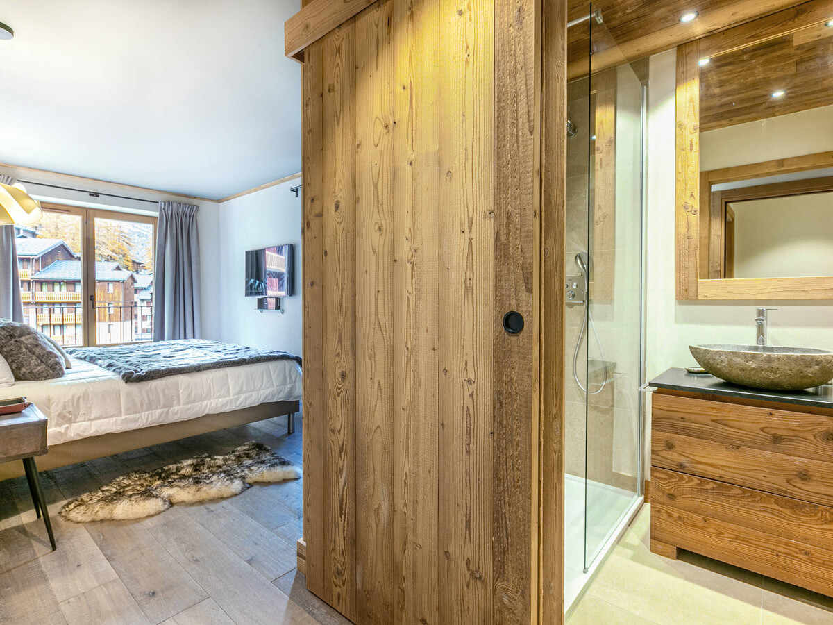 Luxe 5 pièces 170m² avec cheminée à Val-d'Isère - Photo 11