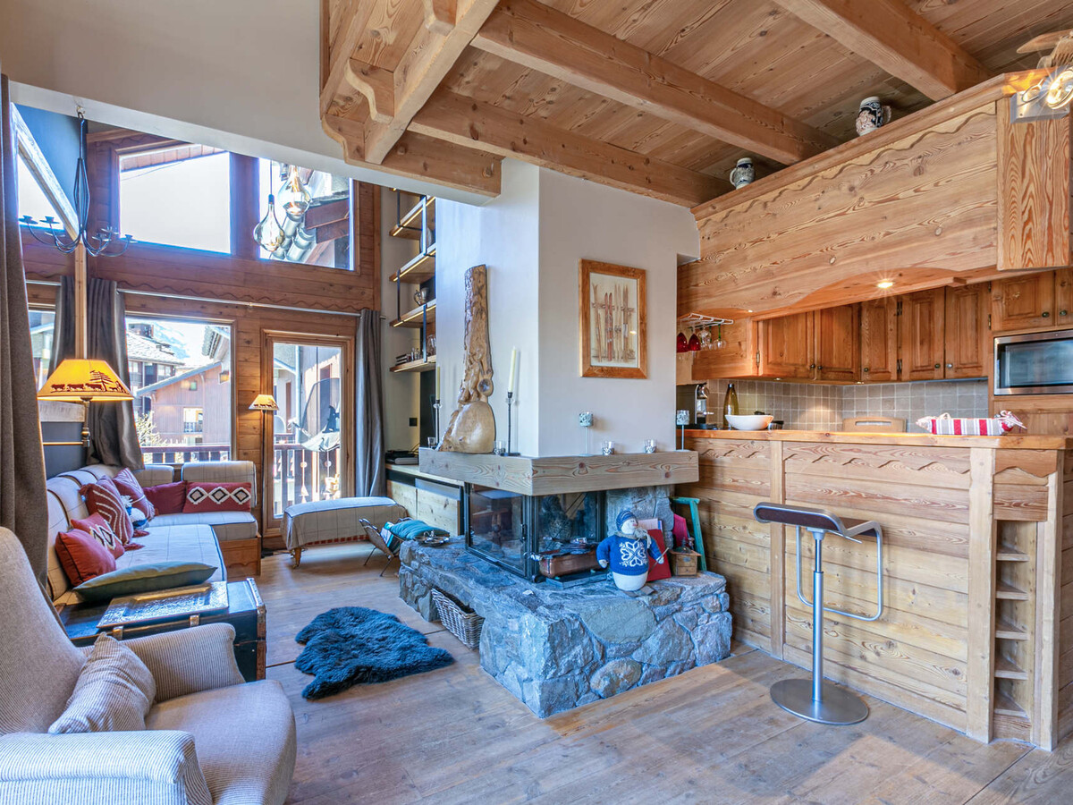 Duplex 70 m² cheminée et balcon Sud à Val-d'Isère - Photo 1
