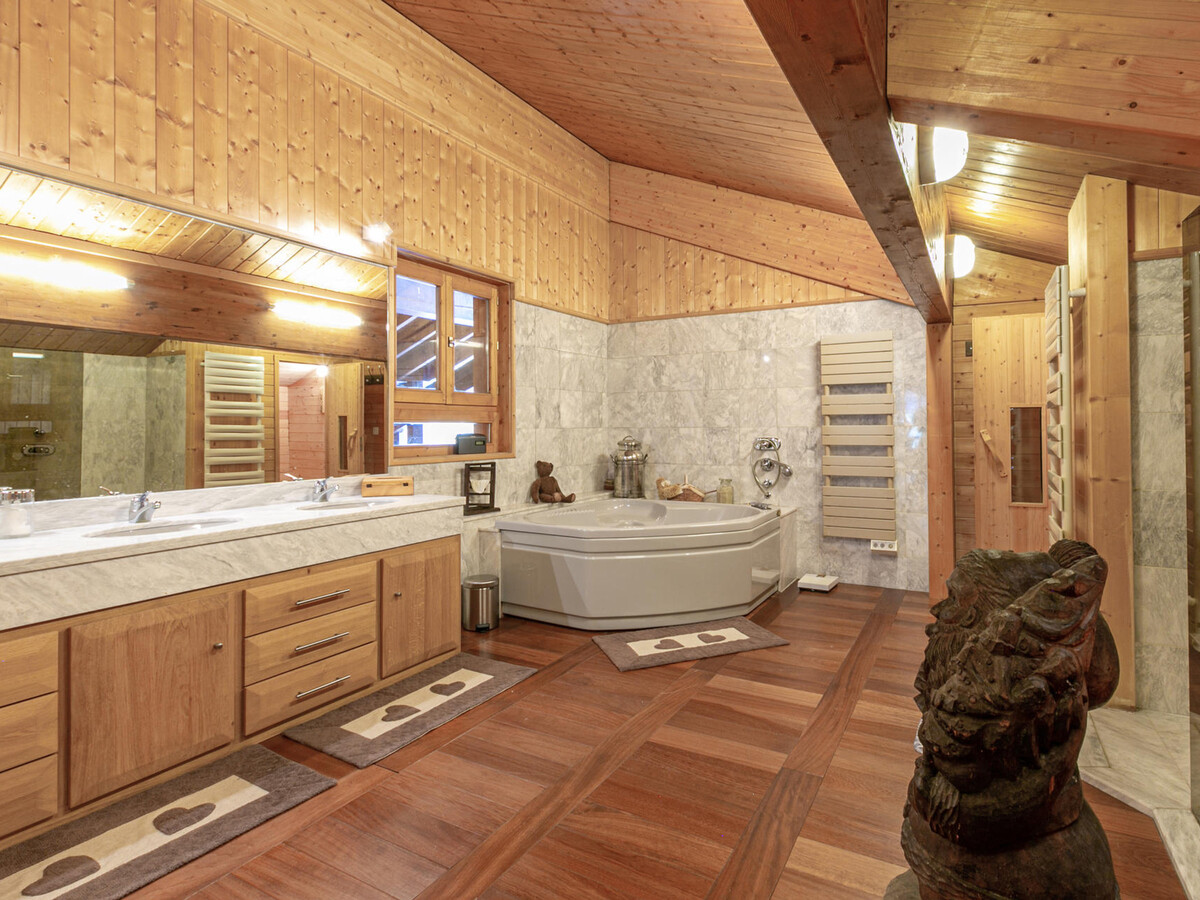 Chalet 180m² sauna et terrasse panoramique à Val-d'Isère - Photo 13