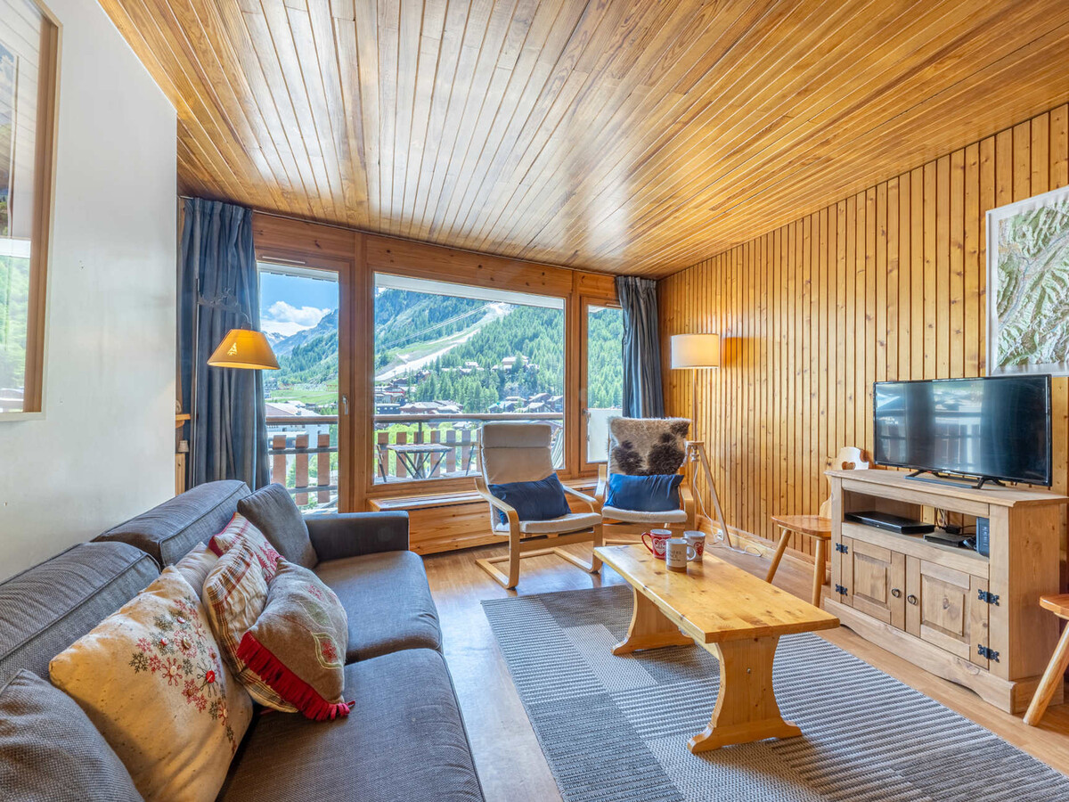 Appartement 6 pers. Val-d'Isère, balcon sud et vue village - Photo 1