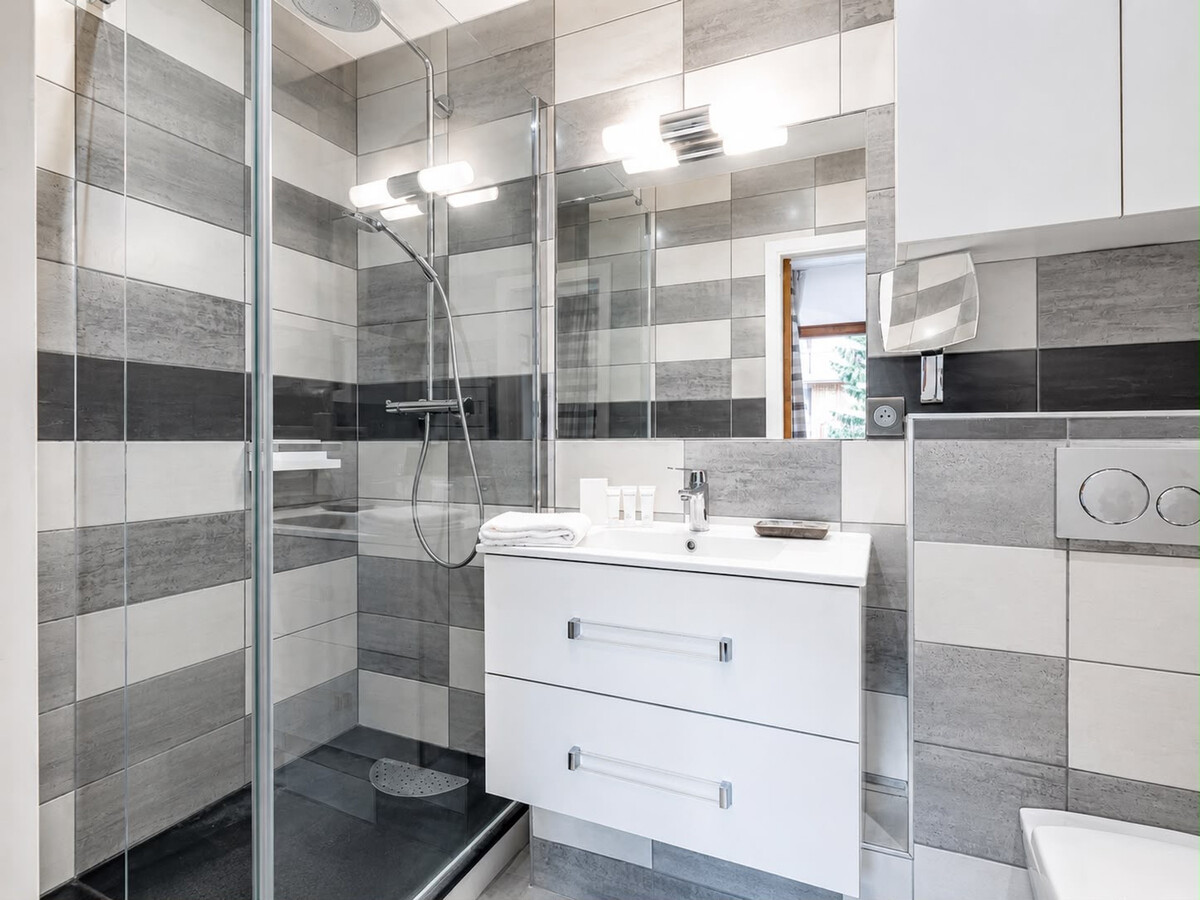 Appartement 6 pers. rénové au pied des pistes à Val-d'Isère - Photo 12