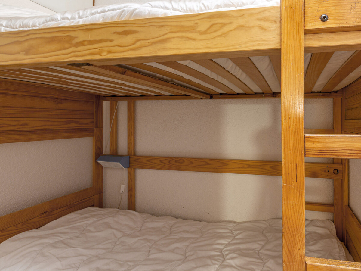 Appartement 5 pers skis aux pieds, balcon sud-est - Photo 7