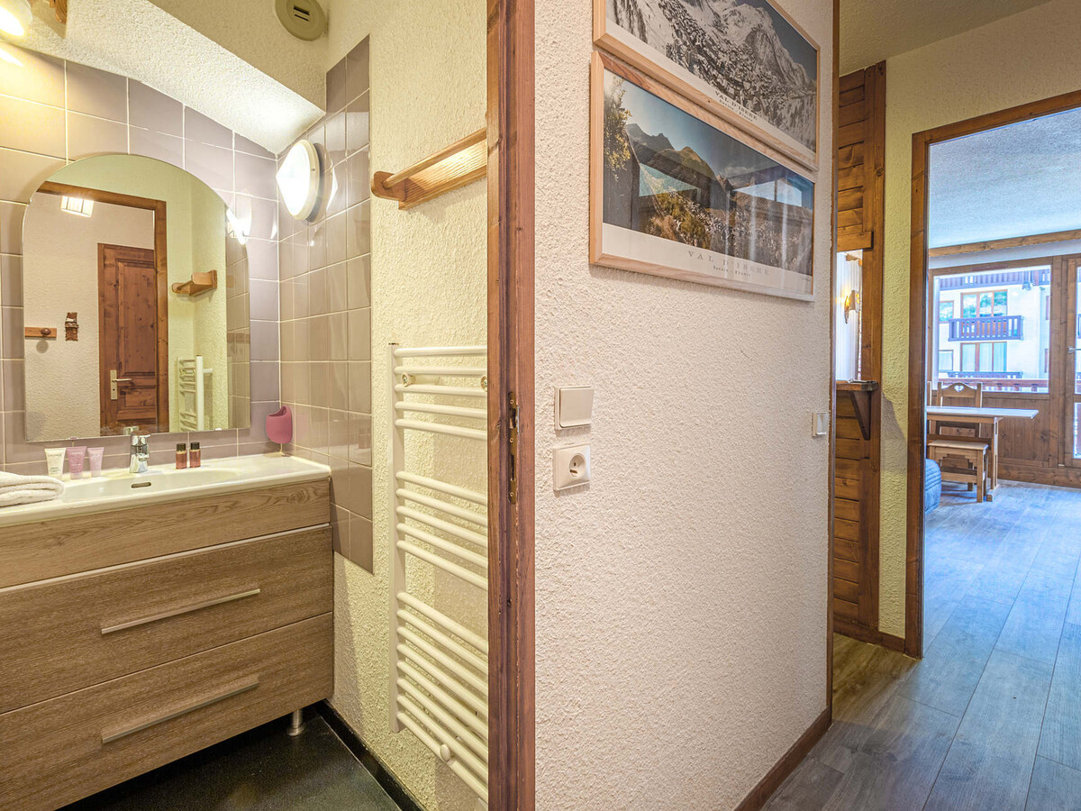 Appartement 5 pers skis aux pieds, balcon sud-est - Photo 8