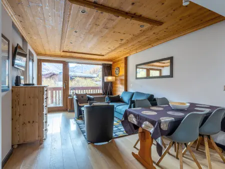 Location appartement à Val d'Isère, Appartement élégant à Val-dIsère avec balcon, parking, wifi