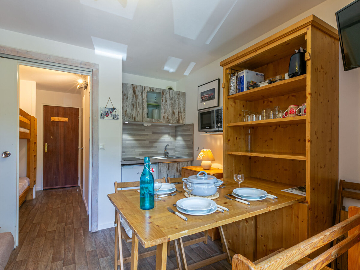 Studio rénové 18m² balcon Est, parking à Val-d'Isère - Photo 2