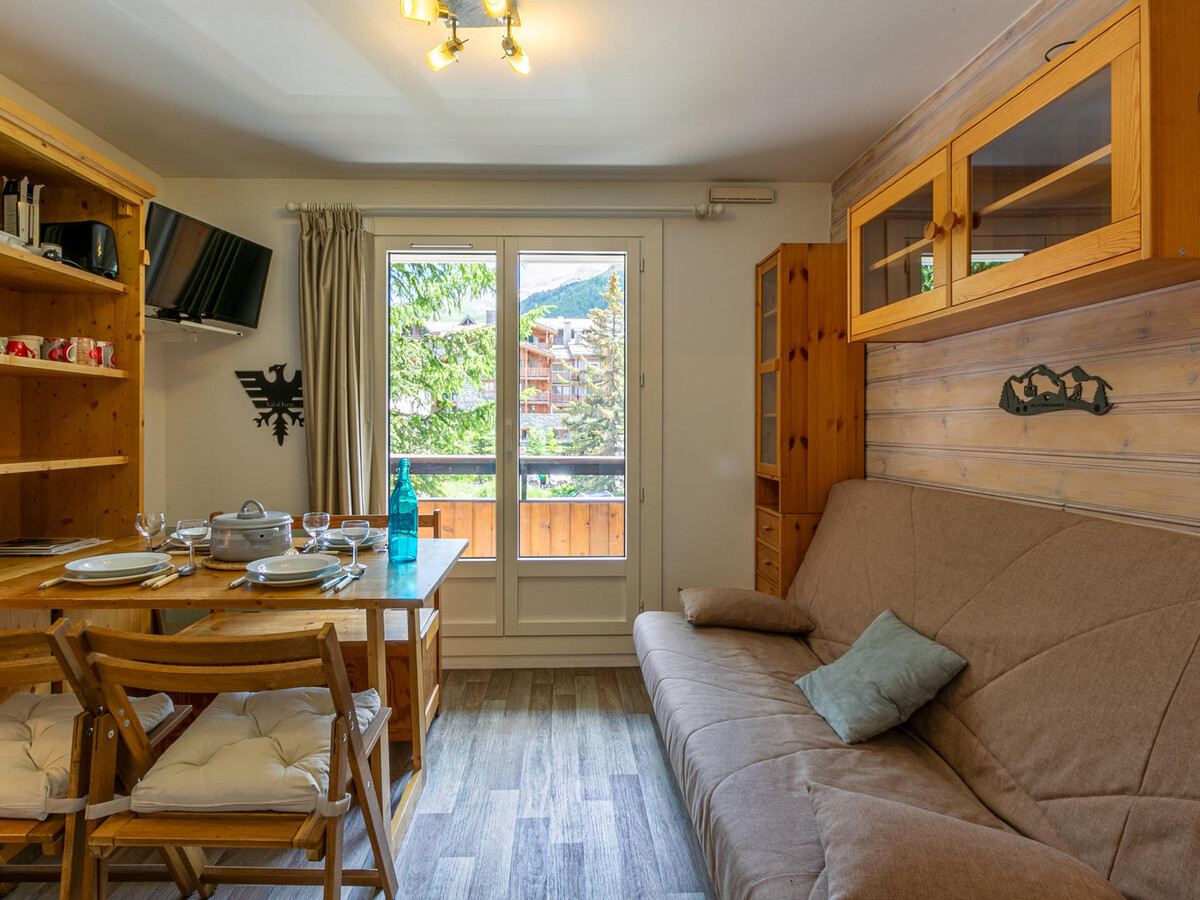 Studio rénové 18m² balcon Est, parking à Val-d'Isère - Photo 3