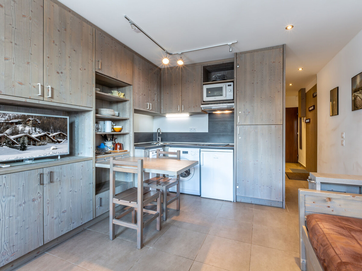 Studio cabine rénové 32m² au pied des pistes à Val-d'Isère - Photo 3