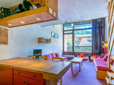 Location appartement à Val d'Isère, Duplex rustique avec grande terrasse au Sud, proche vieux Val-dIsère
