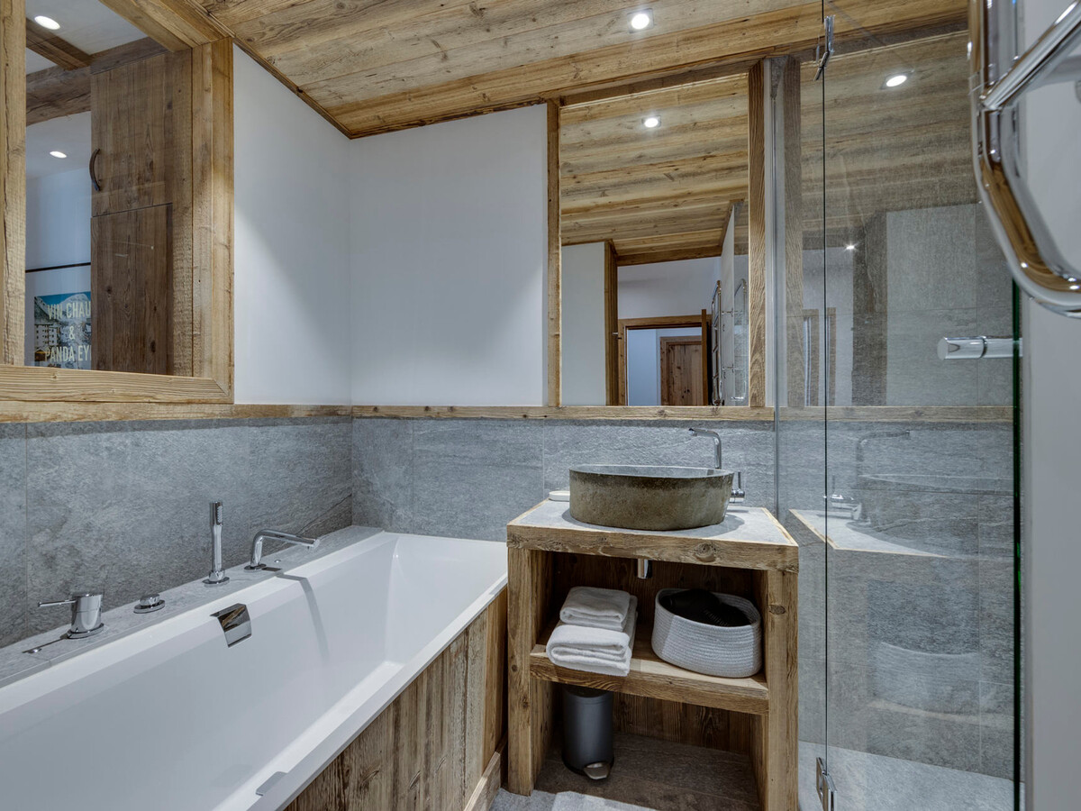 Appartement 4 pièces standing au pied des pistes - Val-d'Isère - Photo 12