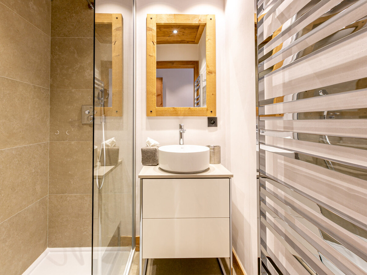 Luxe 4 pièces neuf avec cheminée et balcon Sud-Est - Photo 13