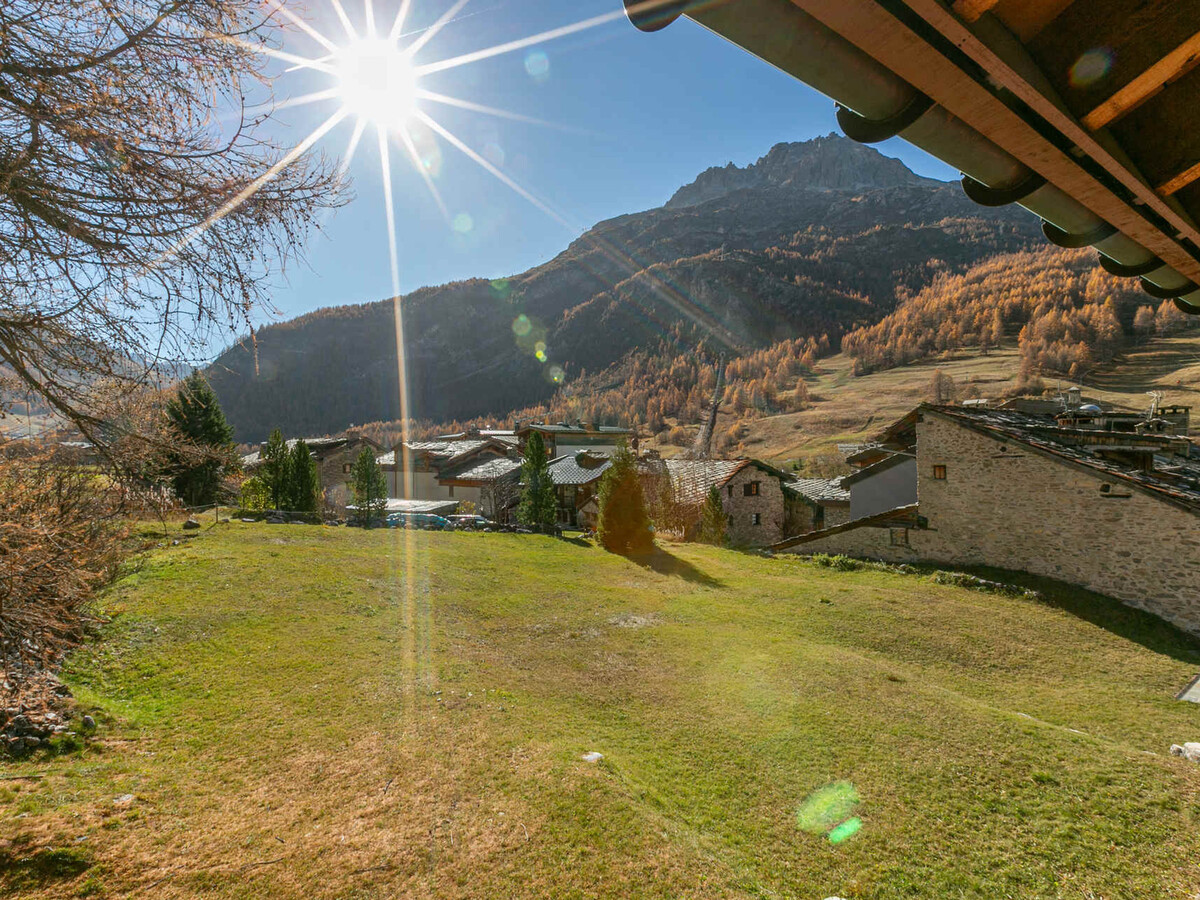 Duplex 5 pers. avec terrasse vue montagne à Val-d'Isère - Photo 11