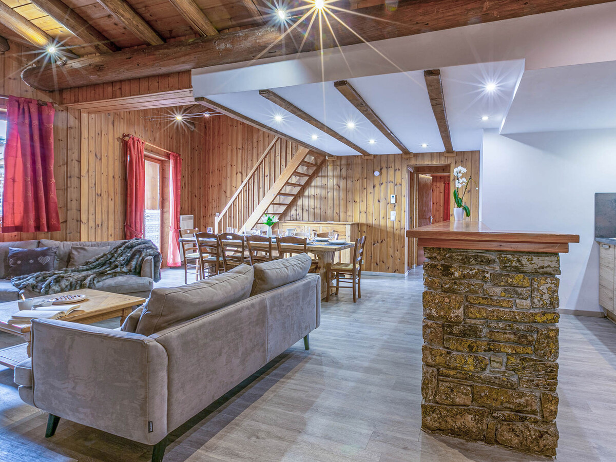 Duplex rustique 10 pers., cheminée et accès pistes à Val-d'Isère - Photo 2