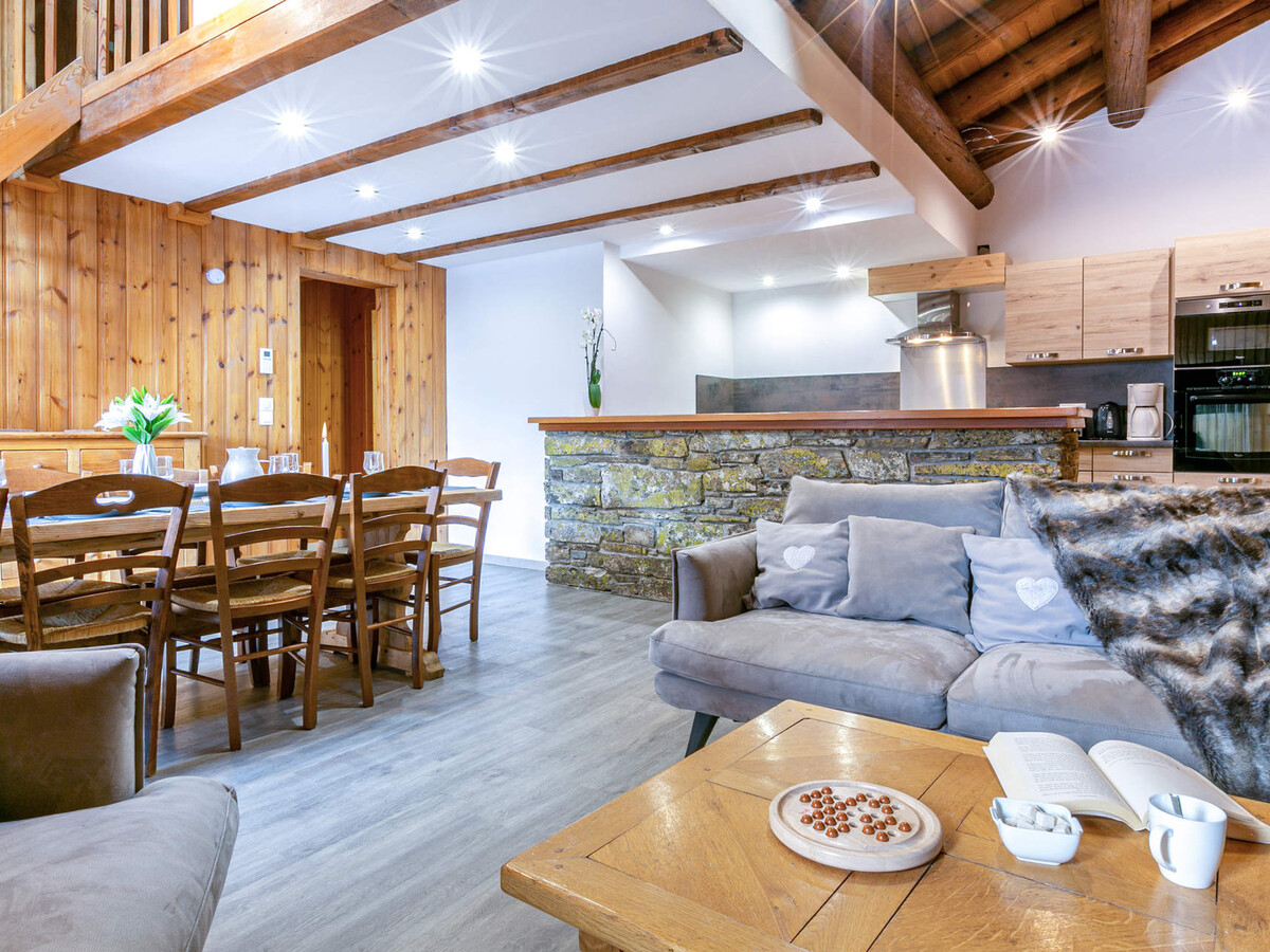 Duplex rustique 10 pers., cheminée et accès pistes à Val-d'Isère - Photo 4