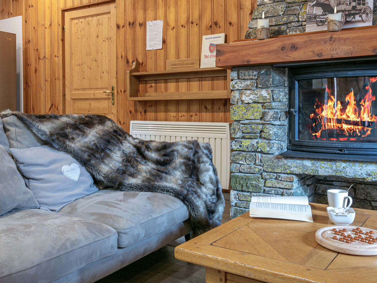 Duplex rustique 10 pers., cheminée et accès pistes à Val-d'Isère - Photo 5