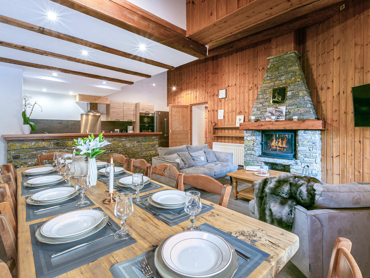 Duplex rustique 10 pers., cheminée et accès pistes à Val-d'Isère - Photo 7