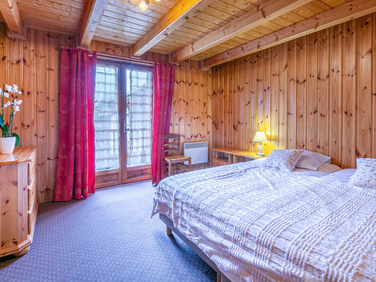 Duplex rustique 10 pers., cheminée et accès pistes à Val-d'Isère - Photo 11
