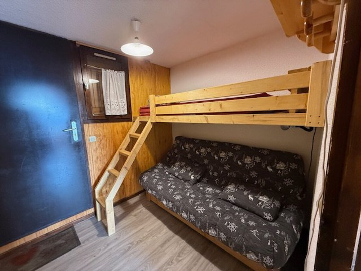 Studio cabine 4 pers aux Saisies, balcon sud face Beaufortain - Photo 4
