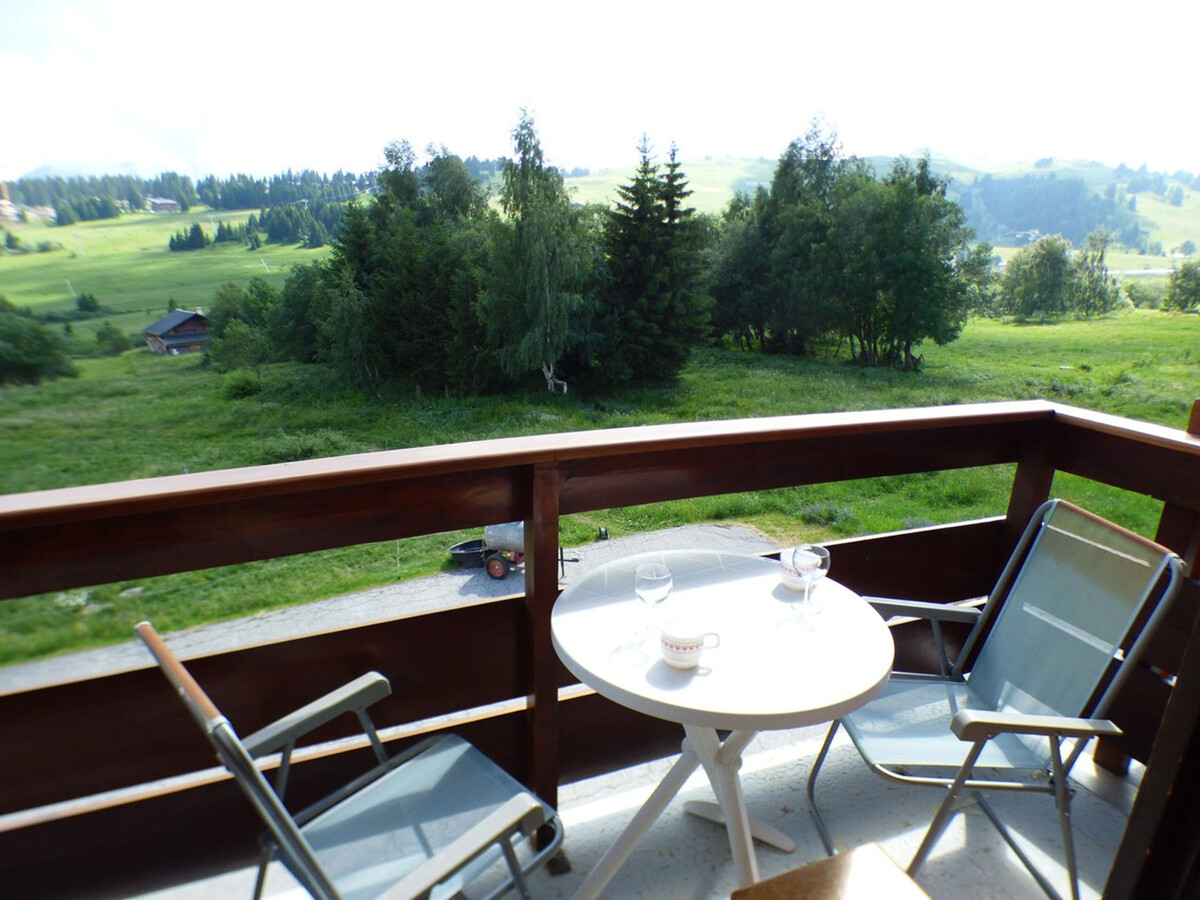 Studio cabine 4 pers aux Saisies, balcon sud face Beaufortain - Photo 10