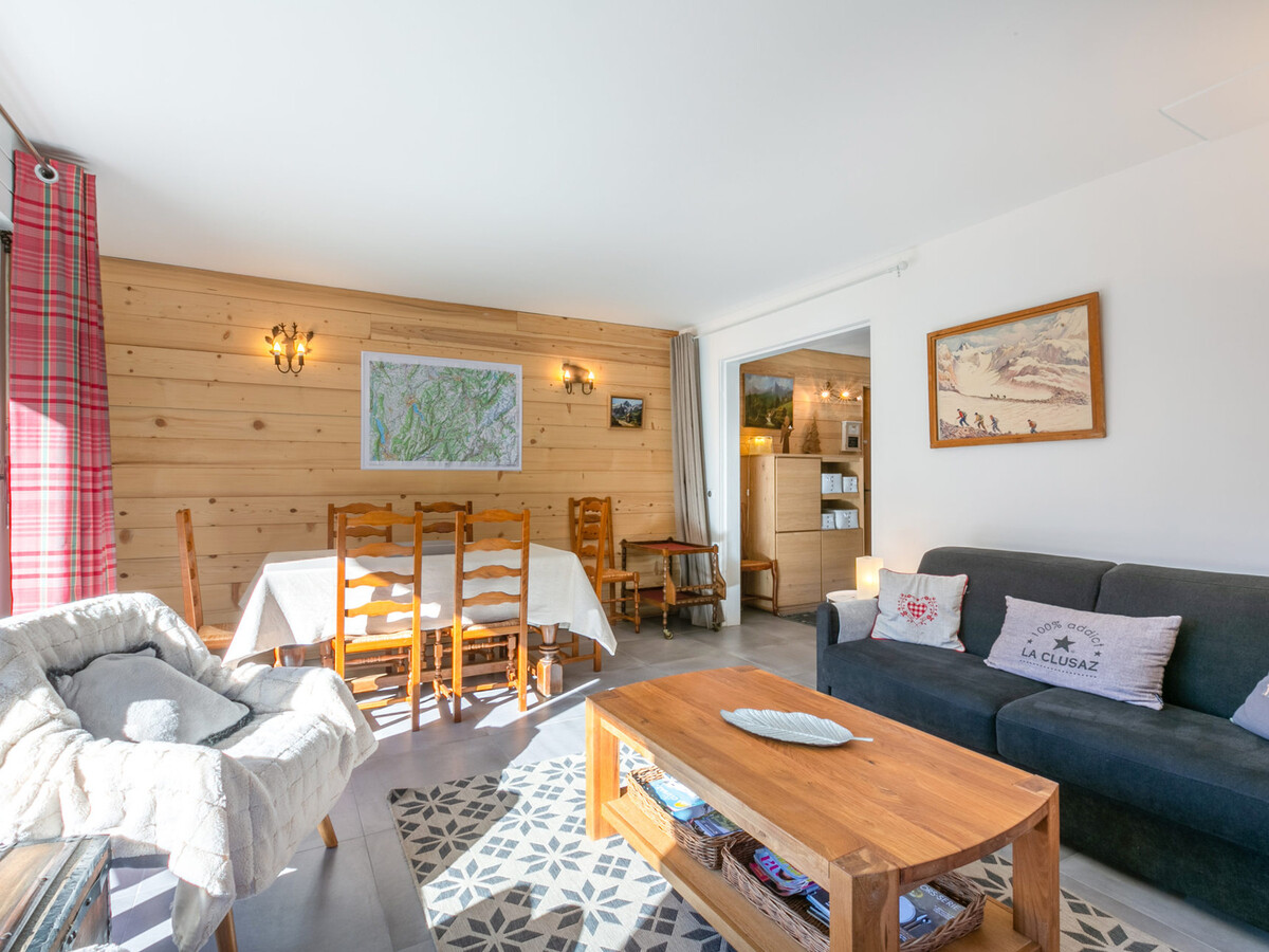 Appartement 6 pers ski aux pieds, balcon sud à La Clusaz - Photo 3