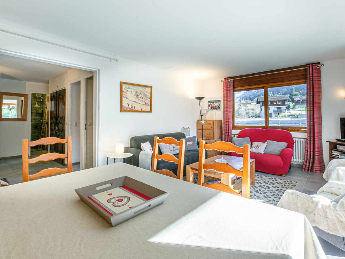 Appartement 6 pers ski aux pieds, balcon sud à La Clusaz - Photo 4