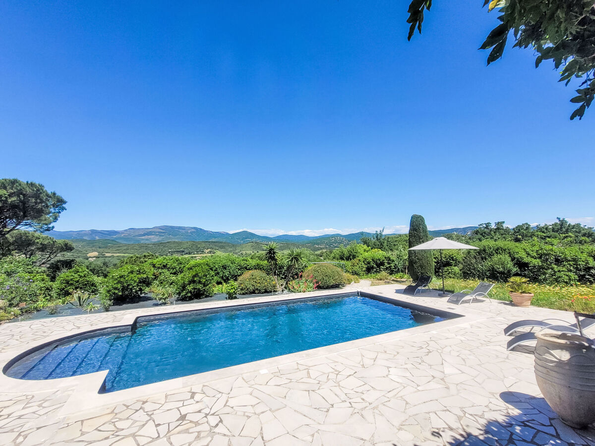 Villa Aurval à Cogolin avec piscine et jardin - Photo 16
