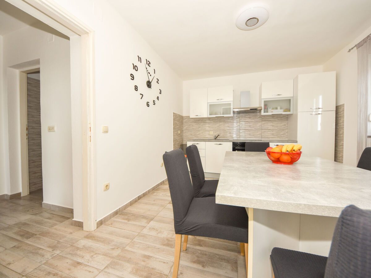 Maison Dalmatina avec terrasse, 900 m de la plage - Photo 7